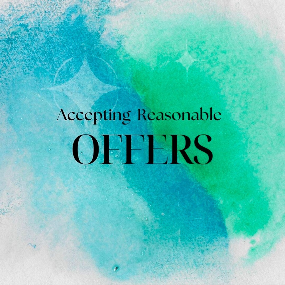 Accepting Reasonable Offers.💙🦋👗🦚